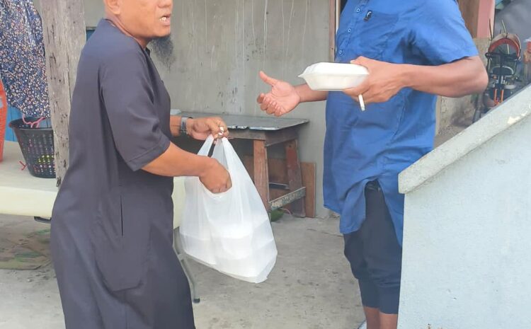  Sumbangan Buat Jemaah Masjid Al Amin Kg Pisang